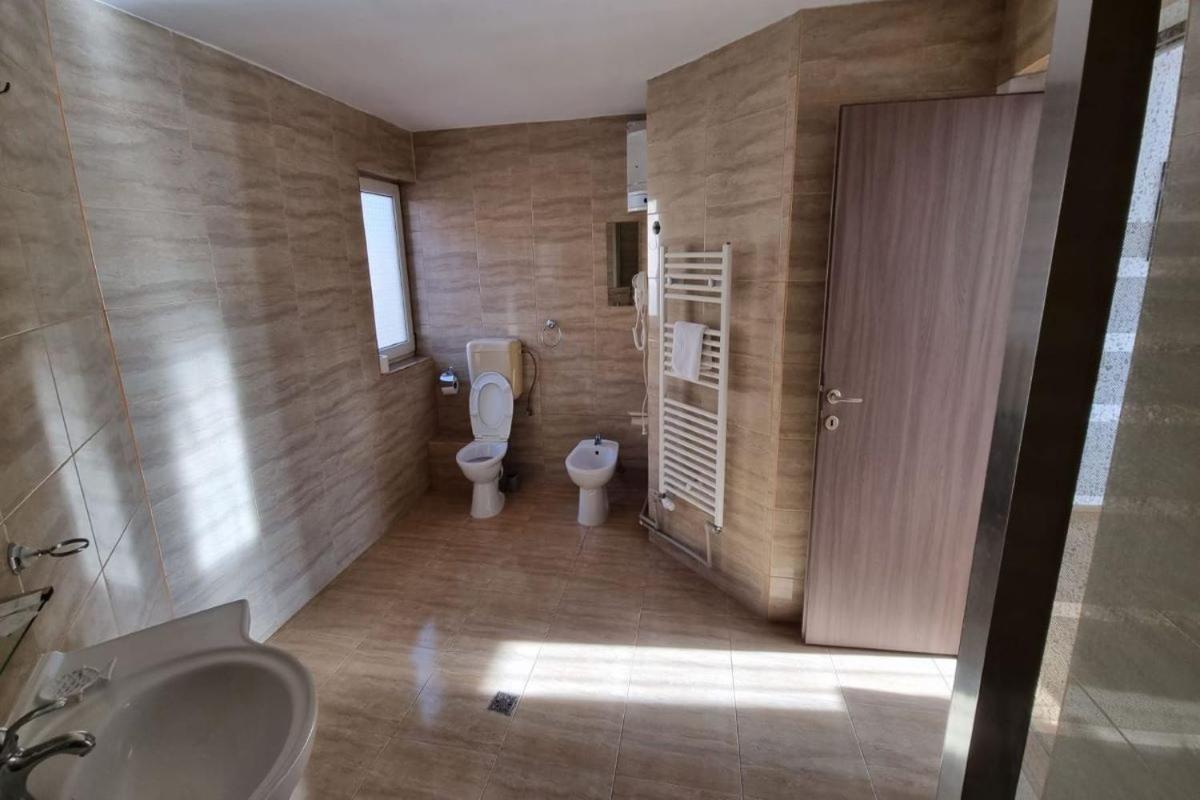 Casa Cionca Pensionat Gilău Eksteriør billede