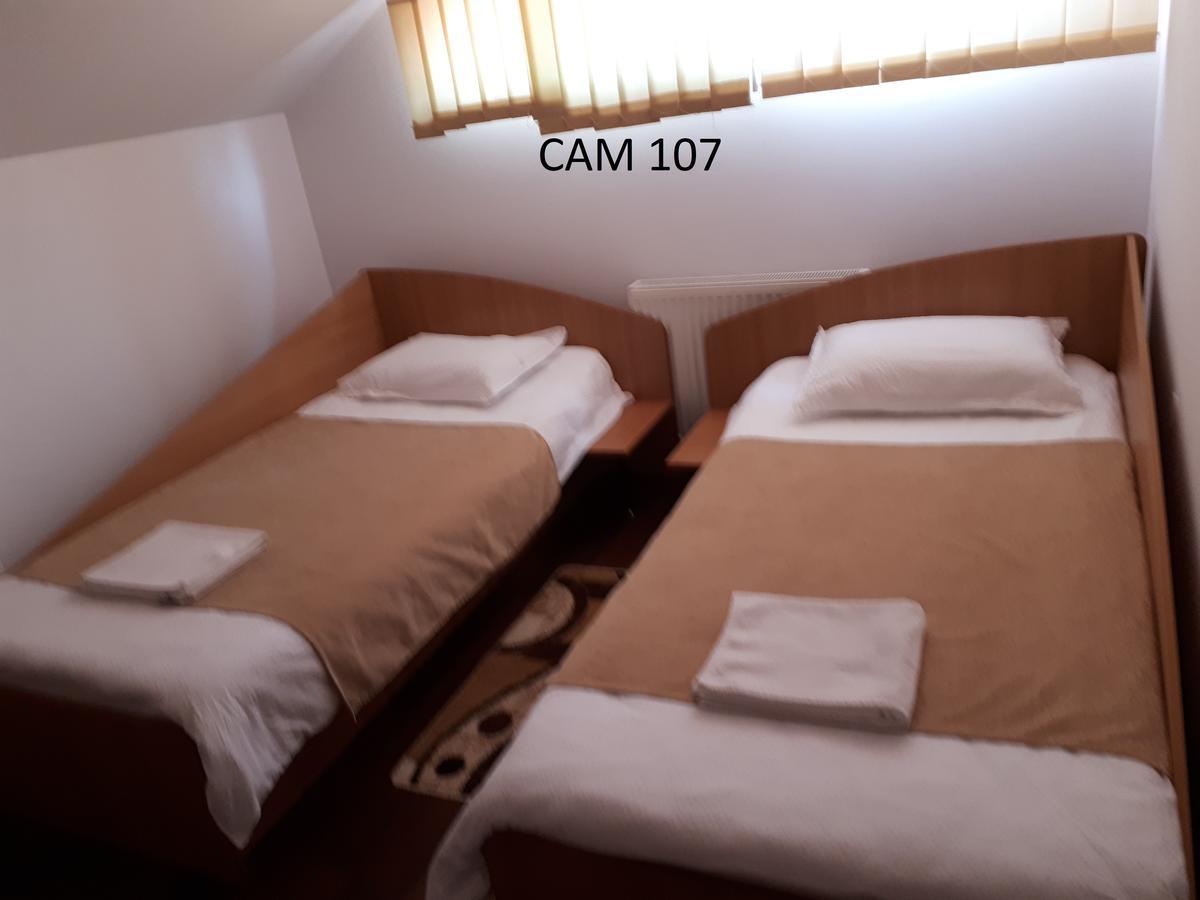 Casa Cionca Pensionat Gilău Eksteriør billede